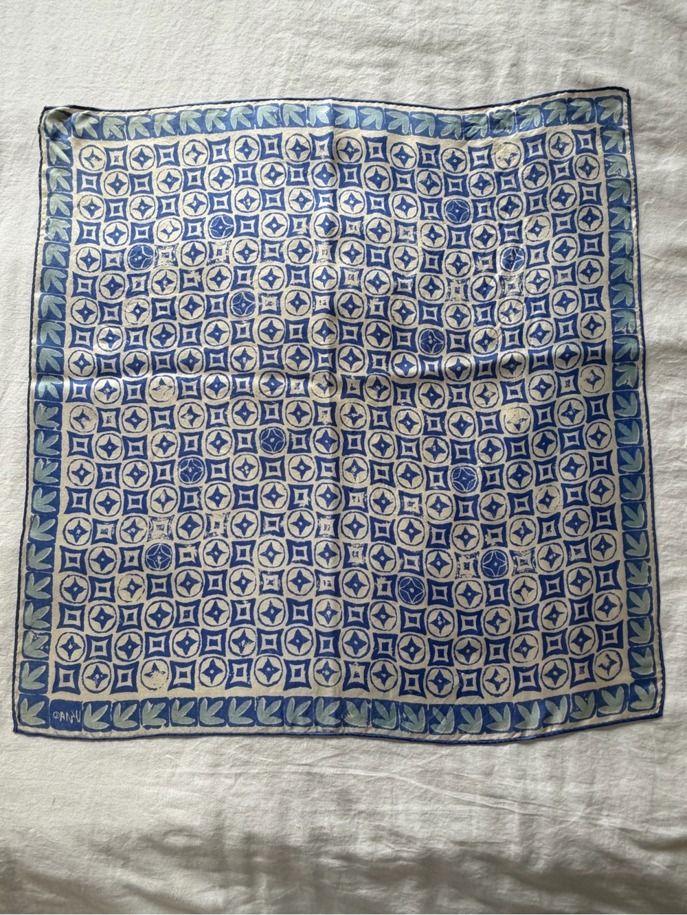 Vintage Block Printed Silk Scarf Blue and Cream Geometric Rolled Edges 22x22” - Picture 9 of 11